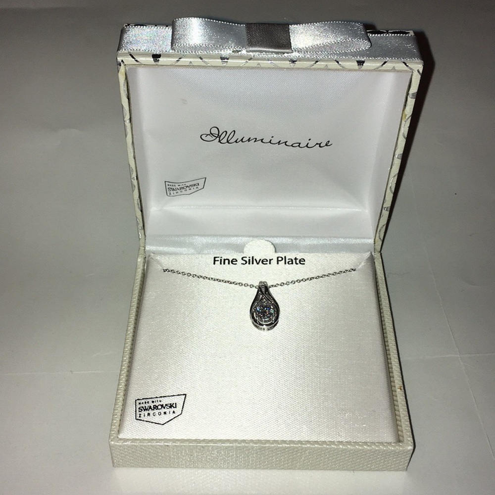 Fine Silver Zirconia pendant Necklace